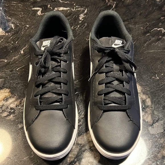 Men’s Nike Court Royale Leather Sneaker - Picture 2 of 3